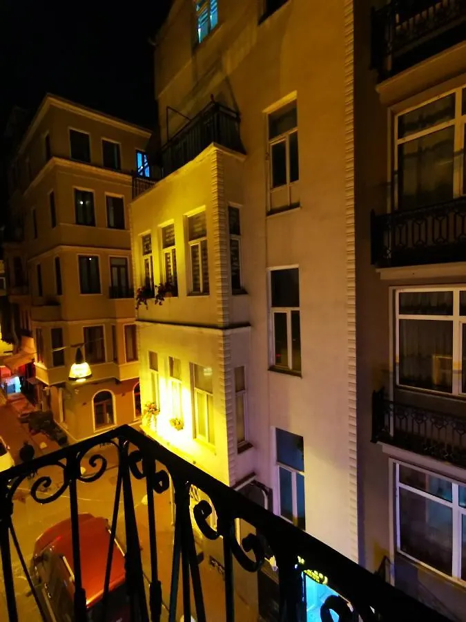 La Casa De Hotel Taksim Istanbul 2*,
