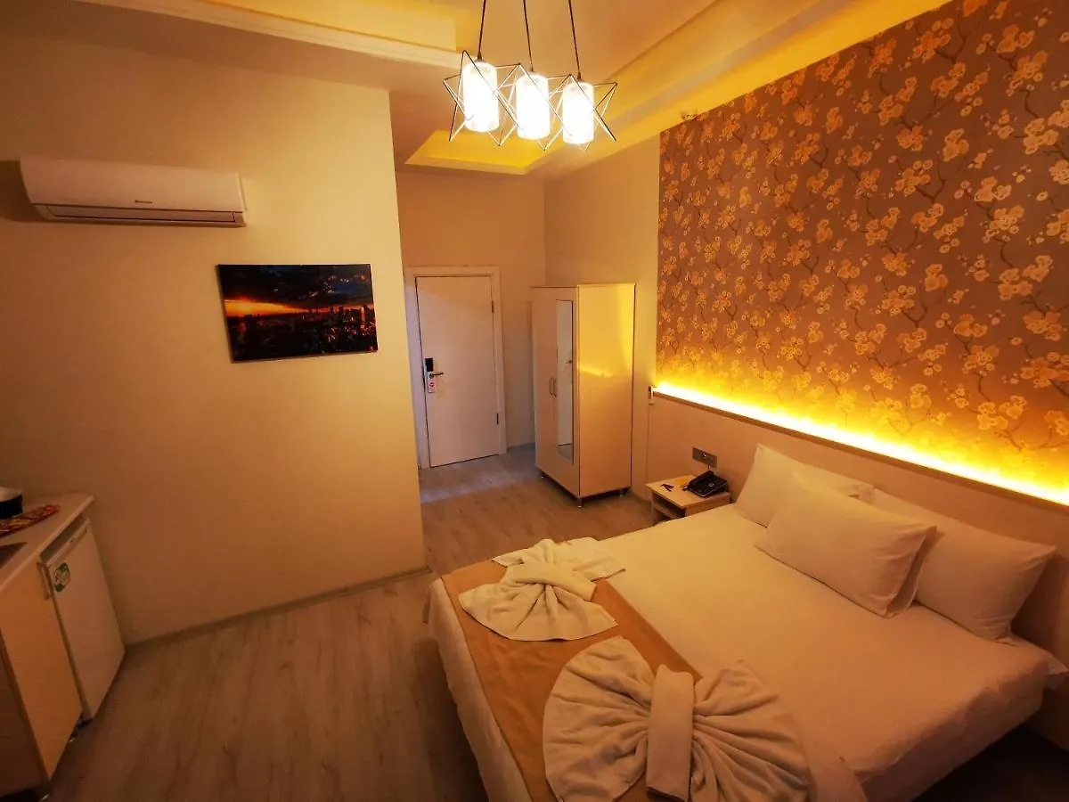 La Casa De Hotel Taksim Istanbul 2*,  Turkey